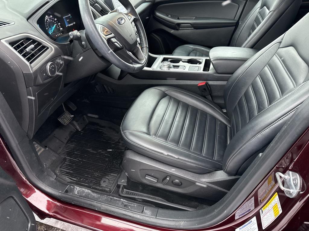 used 2022 Ford Edge car, priced at $24,000