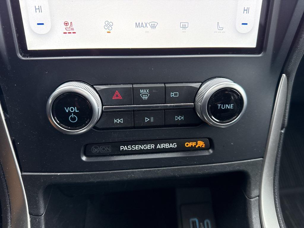 used 2022 Ford Edge car, priced at $24,000