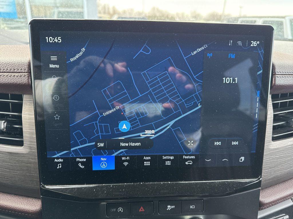 used 2024 Ford Expedition car, priced at $46,000