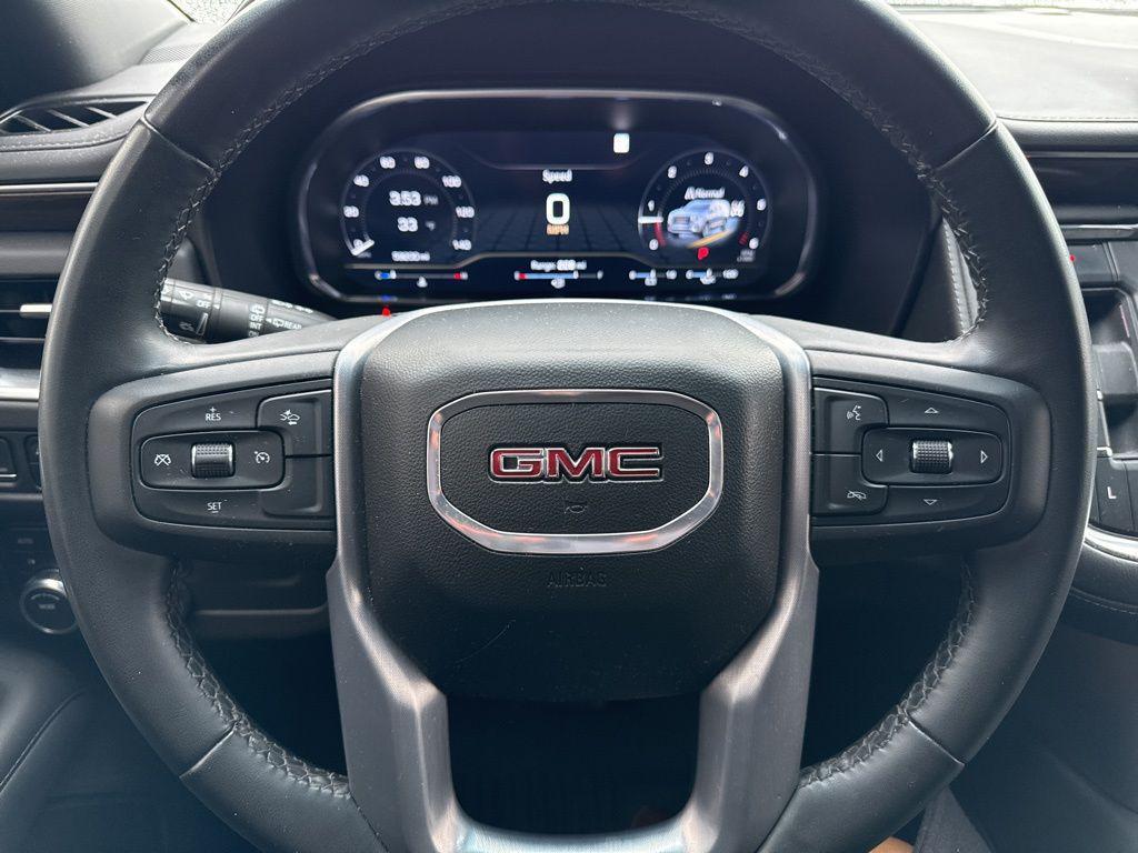 used 2023 GMC Yukon car, priced at $42,557