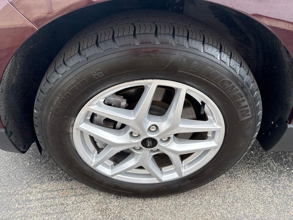used 2024 Ford Edge car, priced at $27,841