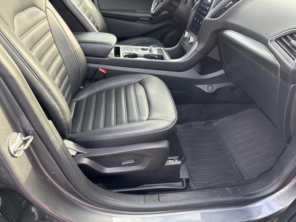 used 2022 Ford Edge car, priced at $23,000