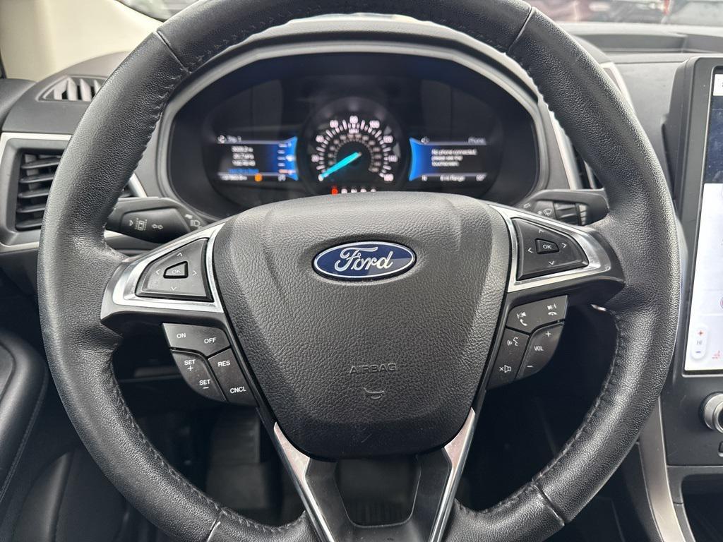 used 2022 Ford Edge car, priced at $24,000