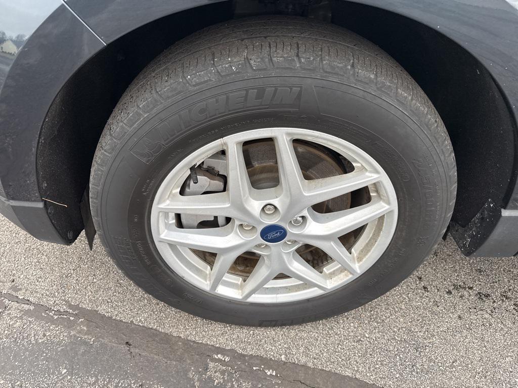 used 2022 Ford Edge car, priced at $24,000