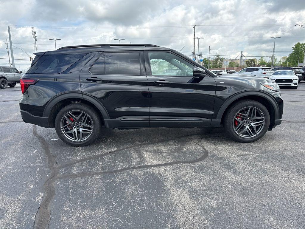 used 2025 Ford Explorer car, priced at $37,945