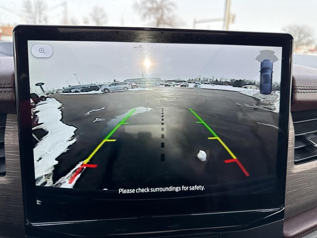 used 2024 Ford Expedition car, priced at $54,316