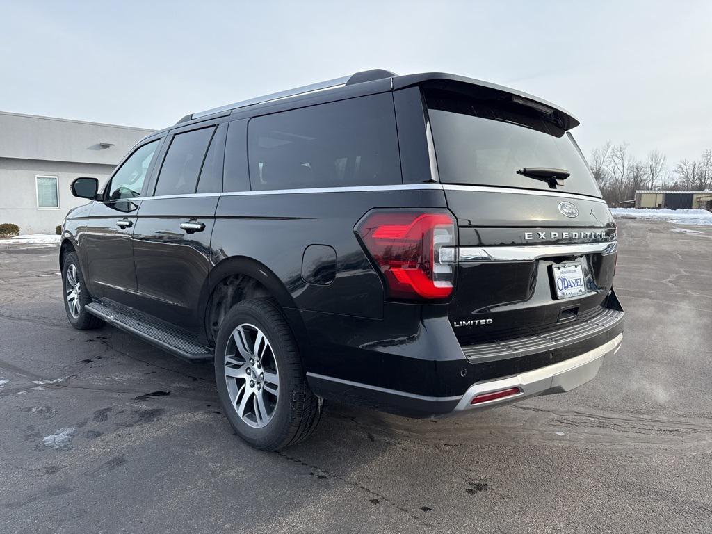 used 2024 Ford Expedition car, priced at $54,316