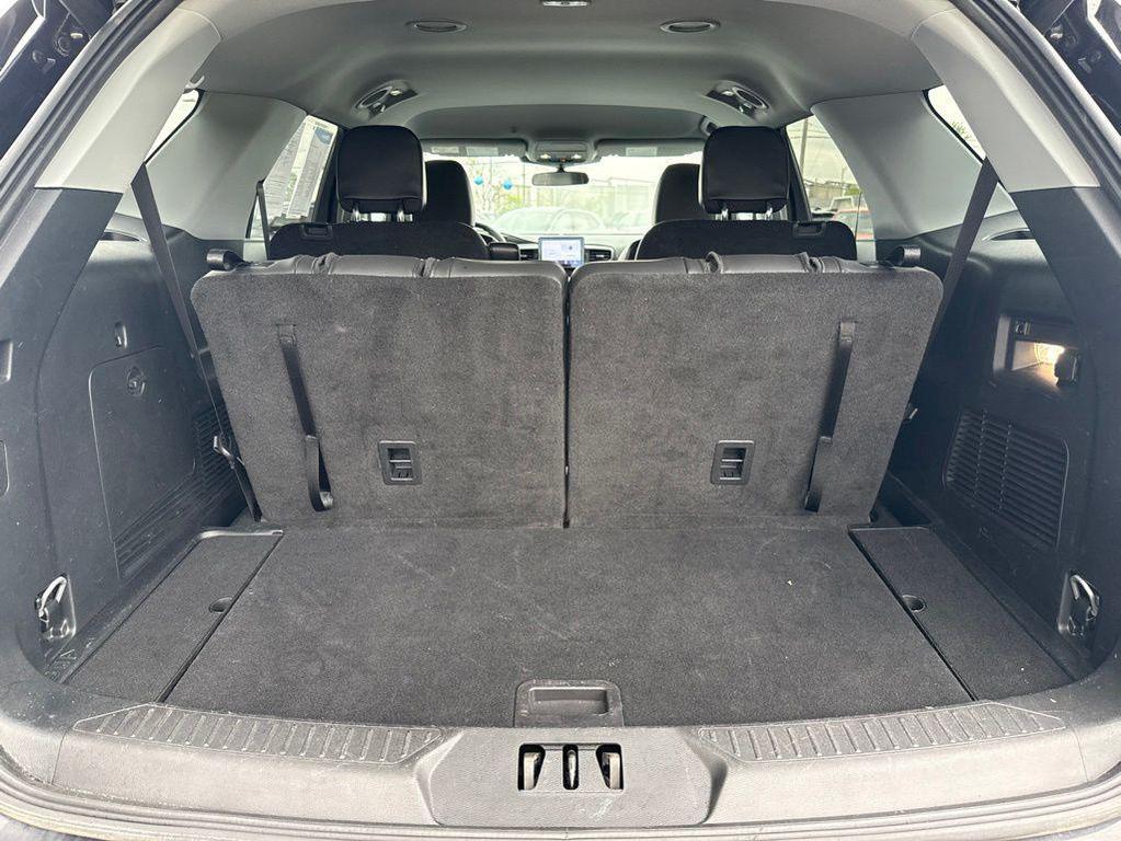 used 2024 Ford Explorer car, priced at $34,094