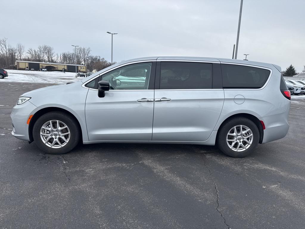 used 2024 Chrysler Pacifica car, priced at $29,223