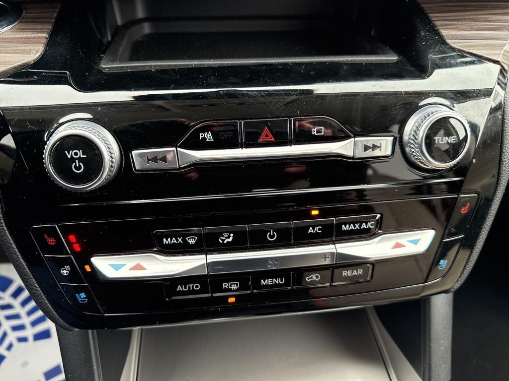 used 2023 Ford Explorer car, priced at $25,927