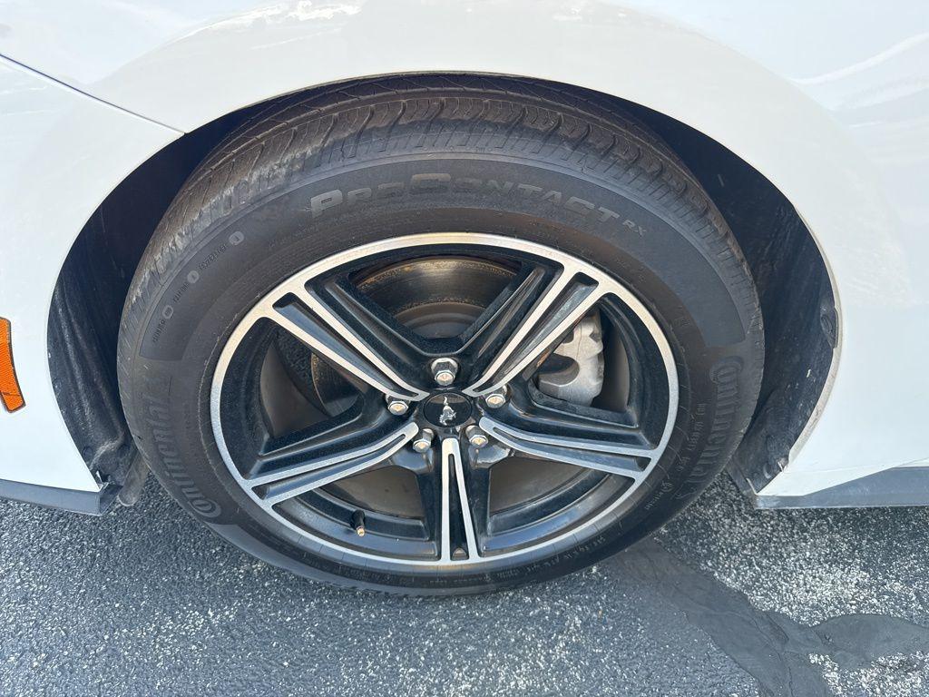 used 2025 Ford Mustang car, priced at $35,711