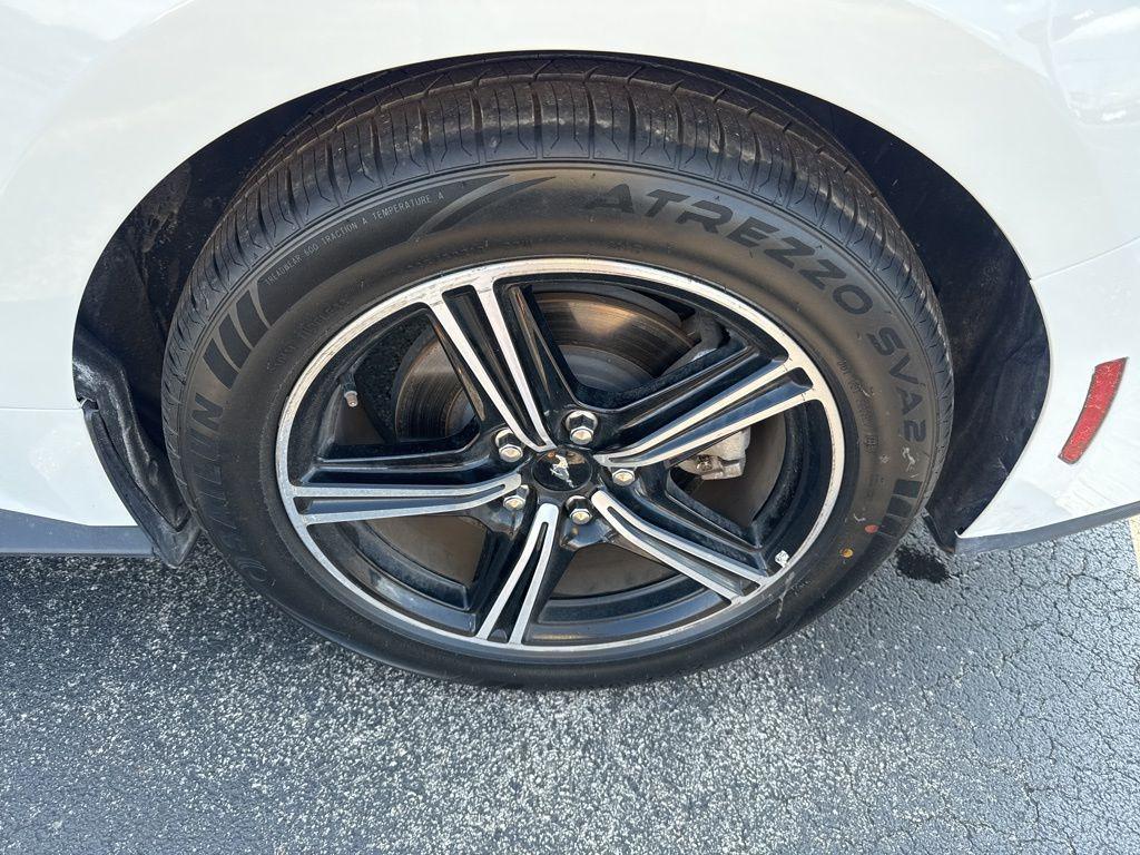 used 2025 Ford Mustang car, priced at $35,711
