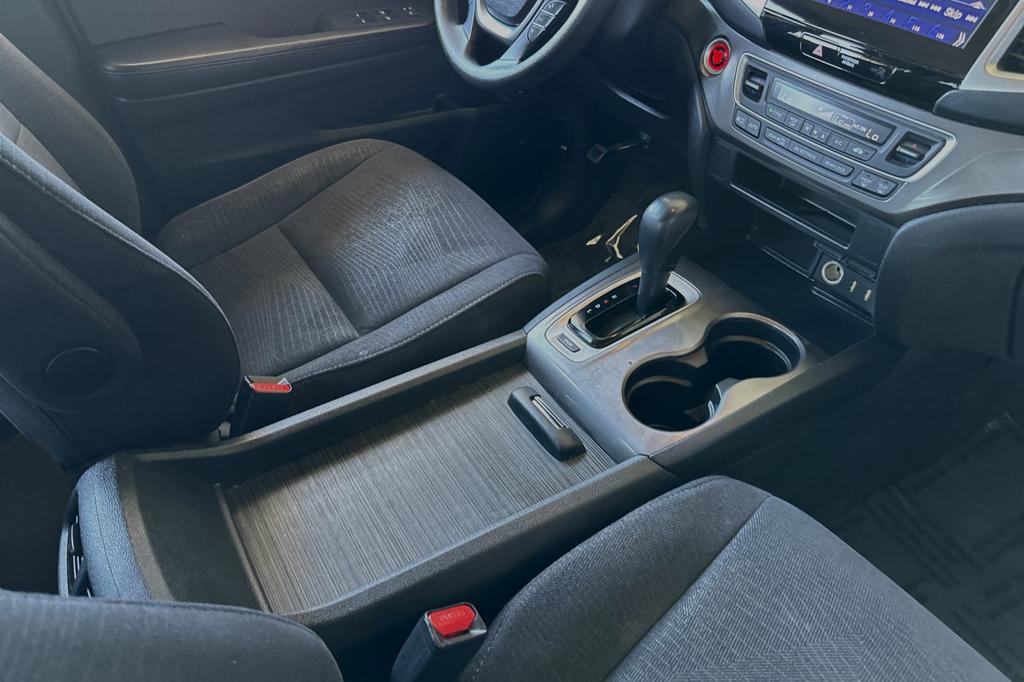 used 2017 Honda Pilot car, priced at $17,686