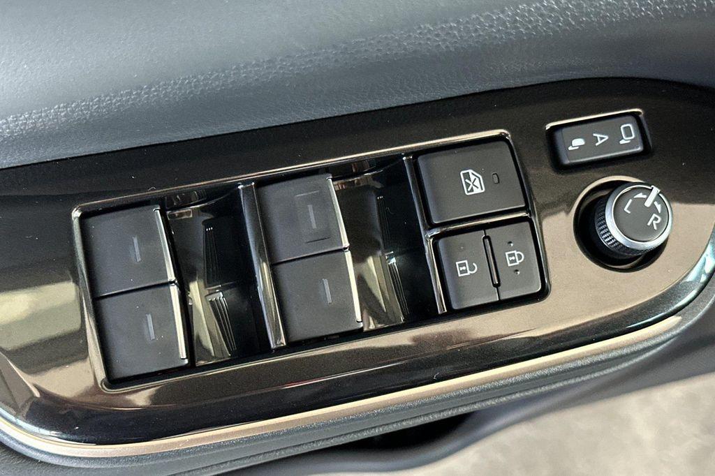 new 2025 Toyota Crown Signia car, priced at $46,990