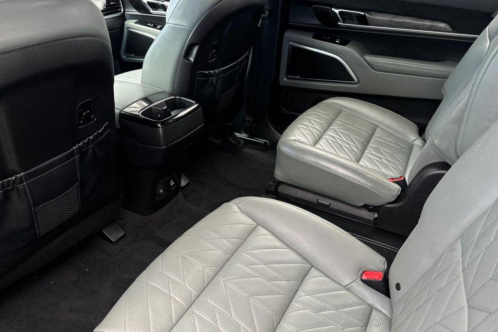 used 2024 Kia Telluride car, priced at $40,409