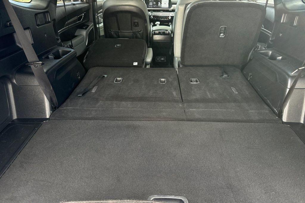 used 2024 Kia Telluride car, priced at $40,409