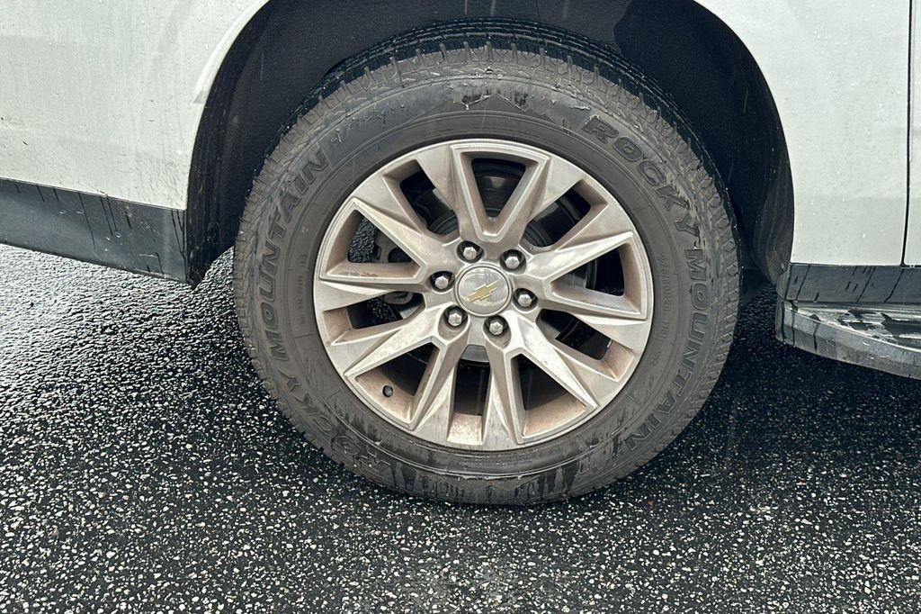 used 2021 Chevrolet Suburban car, priced at $37,992