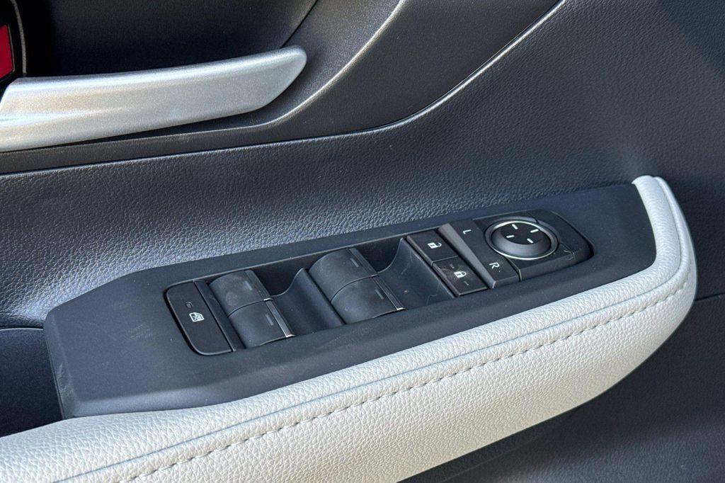 new 2026 Toyota Grand Highlander Hybrid car, priced at $50,348