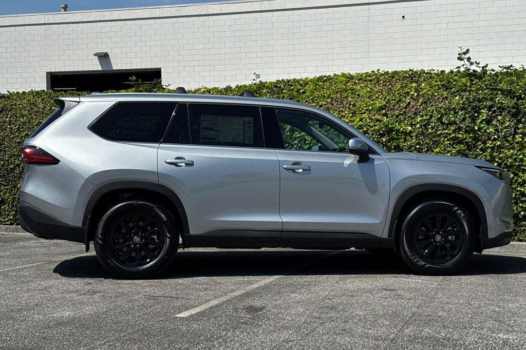 new 2026 Toyota Grand Highlander Hybrid car, priced at $50,348