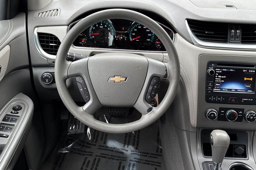 used 2014 Chevrolet Traverse car, priced at $11,005