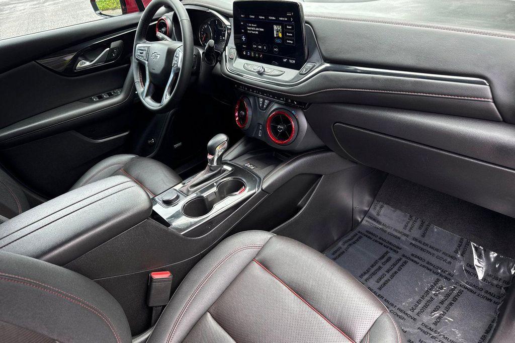 used 2024 Chevrolet Blazer car, priced at $31,014