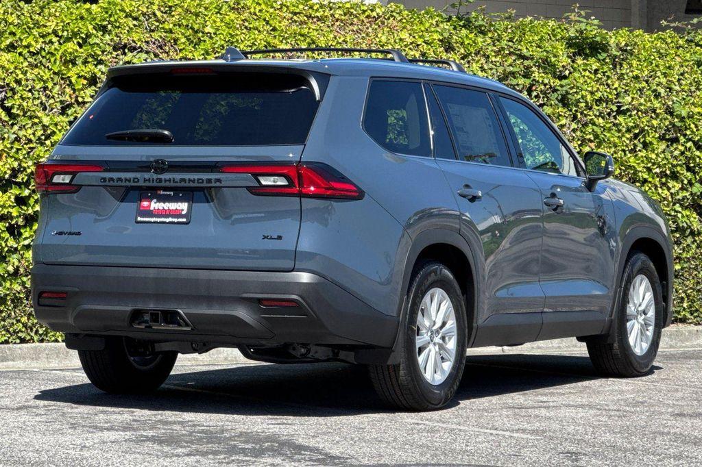 new 2026 Toyota Grand Highlander Hybrid car, priced at $51,711