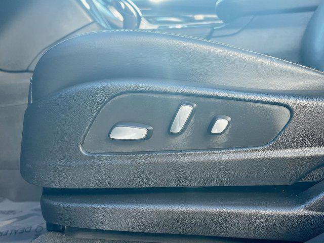 used 2023 Cadillac XT5 car, priced at $28,500