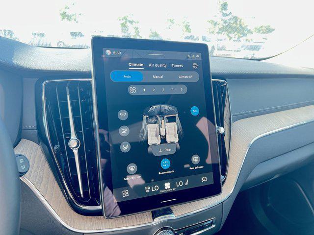 new 2026 Volvo XC60 car, priced at $61,935