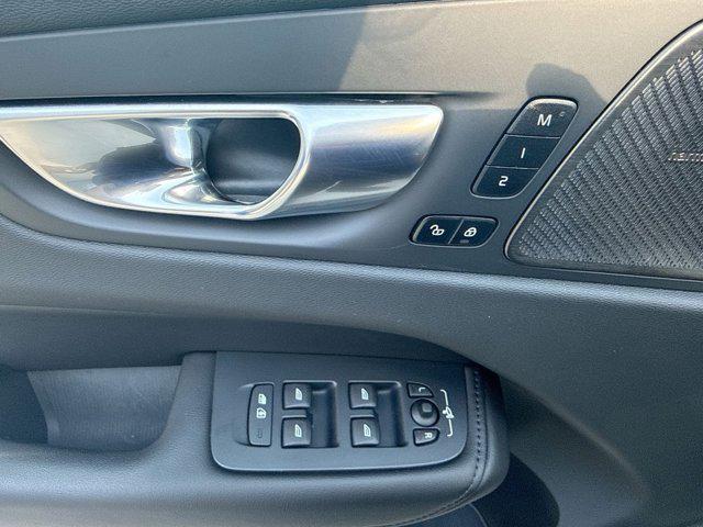 used 2023 Volvo XC60 car, priced at $37,300