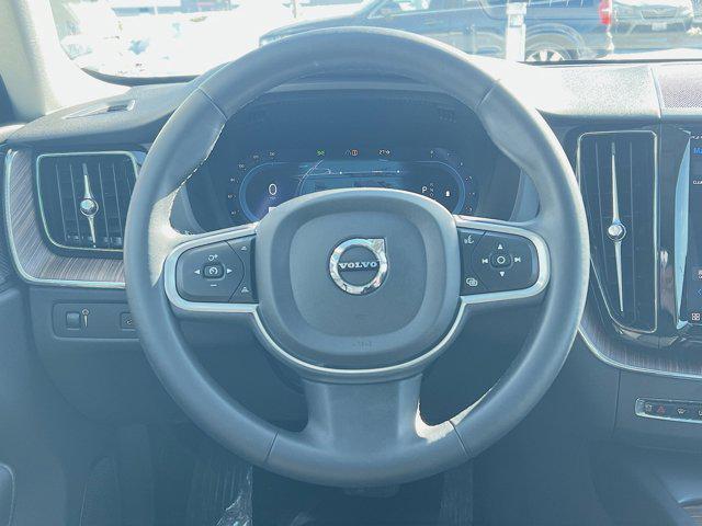 used 2022 Volvo XC60 car, priced at $27,500