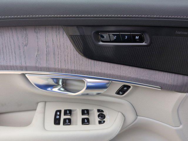 new 2026 Volvo XC90 car, priced at $72,645