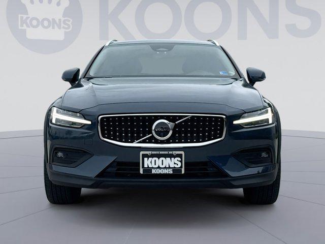 used 2024 Volvo V60 Cross Country car, priced at $39,800