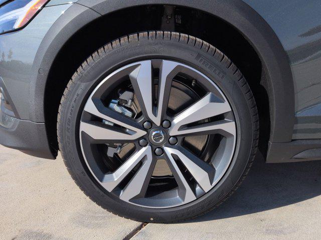 new 2026 Volvo V60 Cross Country car, priced at $53,767