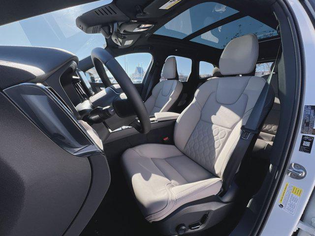 new 2026 Volvo XC60 car, priced at $56,105