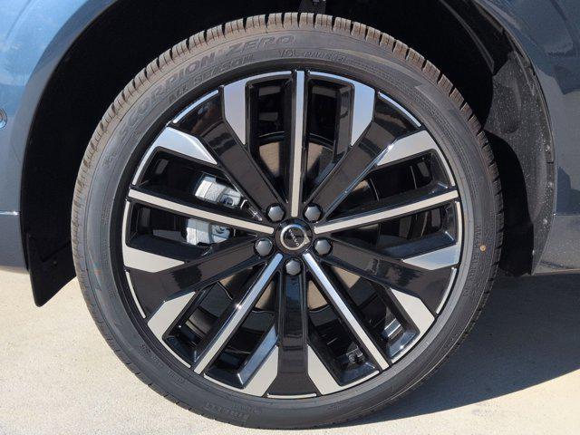 new 2026 Volvo XC60 car, priced at $58,156