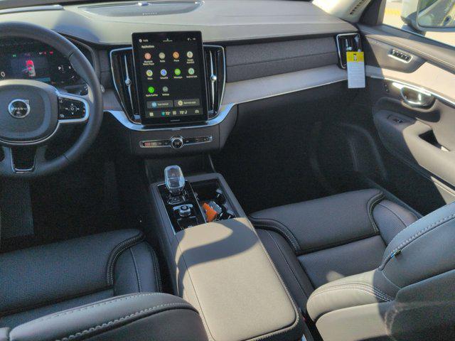 new 2026 Volvo XC90 car, priced at $72,155