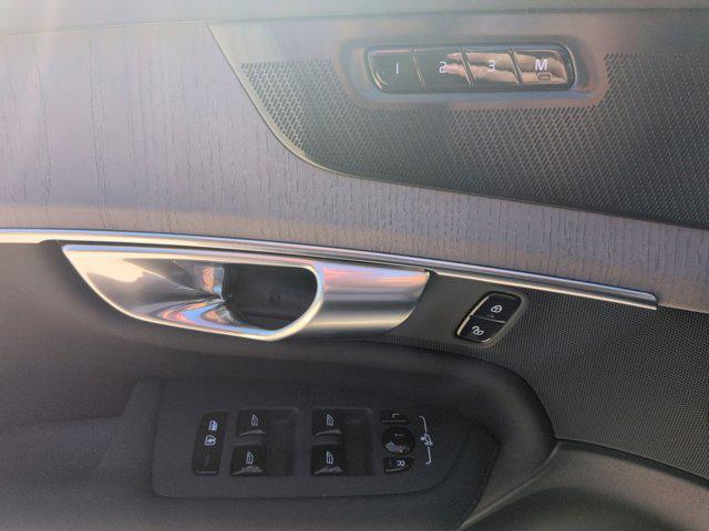 new 2026 Volvo XC90 car, priced at $72,155