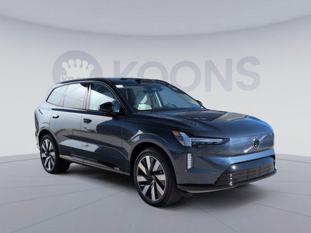 new 2025 Volvo EX90 car, priced at $73,814