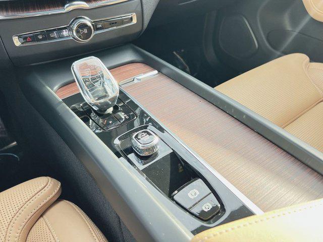used 2024 Volvo XC60 car, priced at $38,500