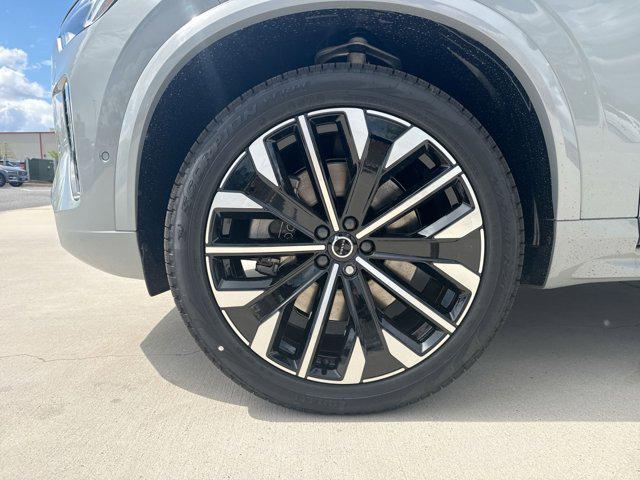 new 2026 Volvo XC90 Plug-In Hybrid car, priced at $80,995