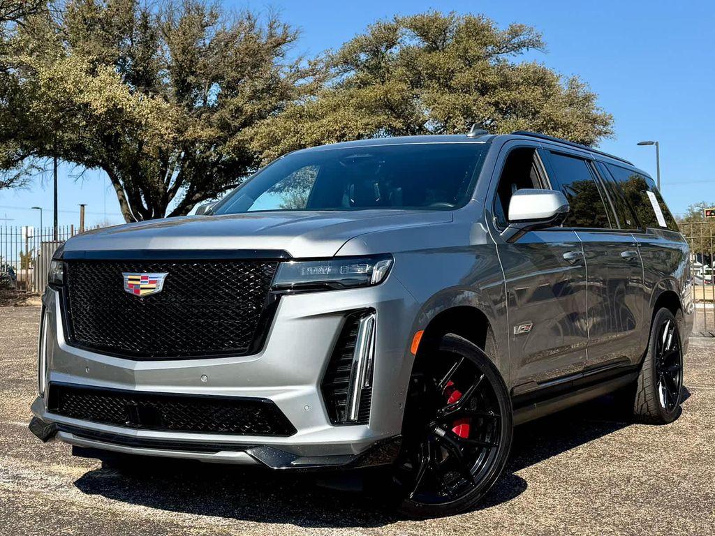 used 2023 Cadillac Escalade ESV car, priced at $104,992