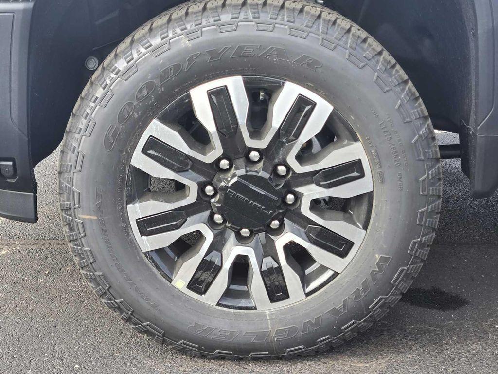 new 2026 GMC Sierra 2500 car, priced at $98,030