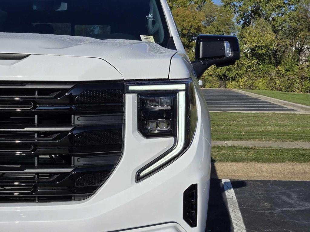 new 2026 GMC Sierra 1500 car, priced at $62,685