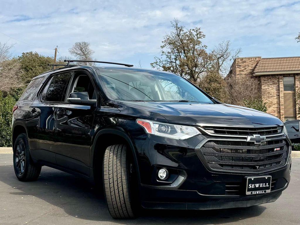 used 2021 Chevrolet Traverse car, priced at $27,991