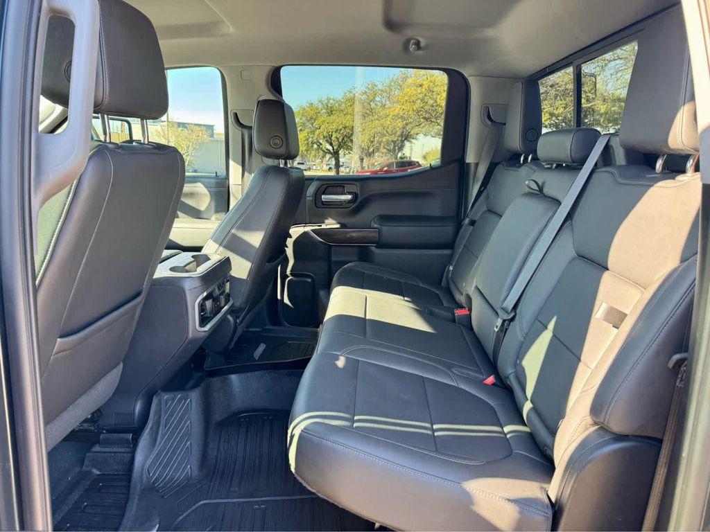used 2021 GMC Sierra 1500 car, priced at $29,992