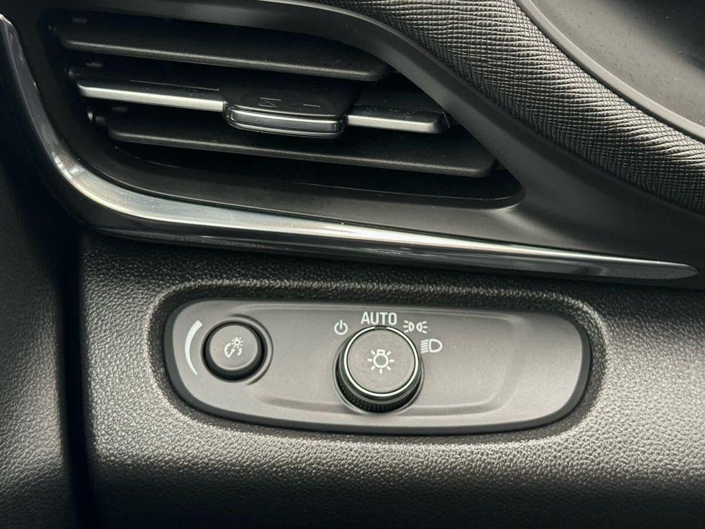 used 2024 Buick Envista car, priced at $22,992