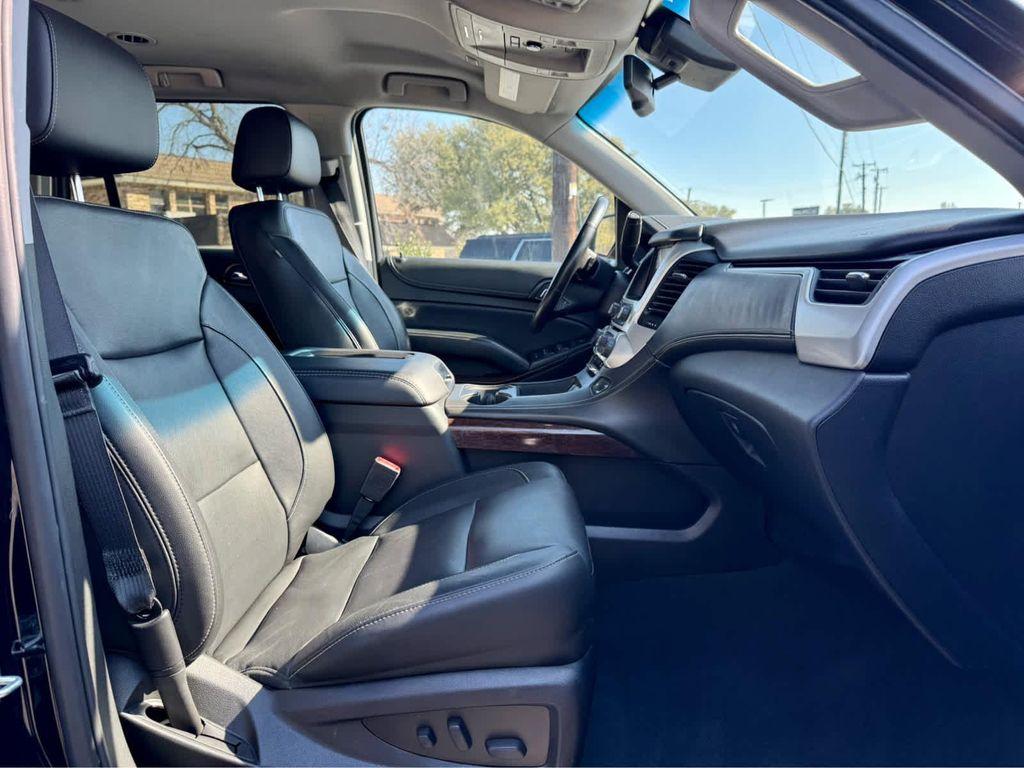 used 2020 GMC Yukon car, priced at $27,992