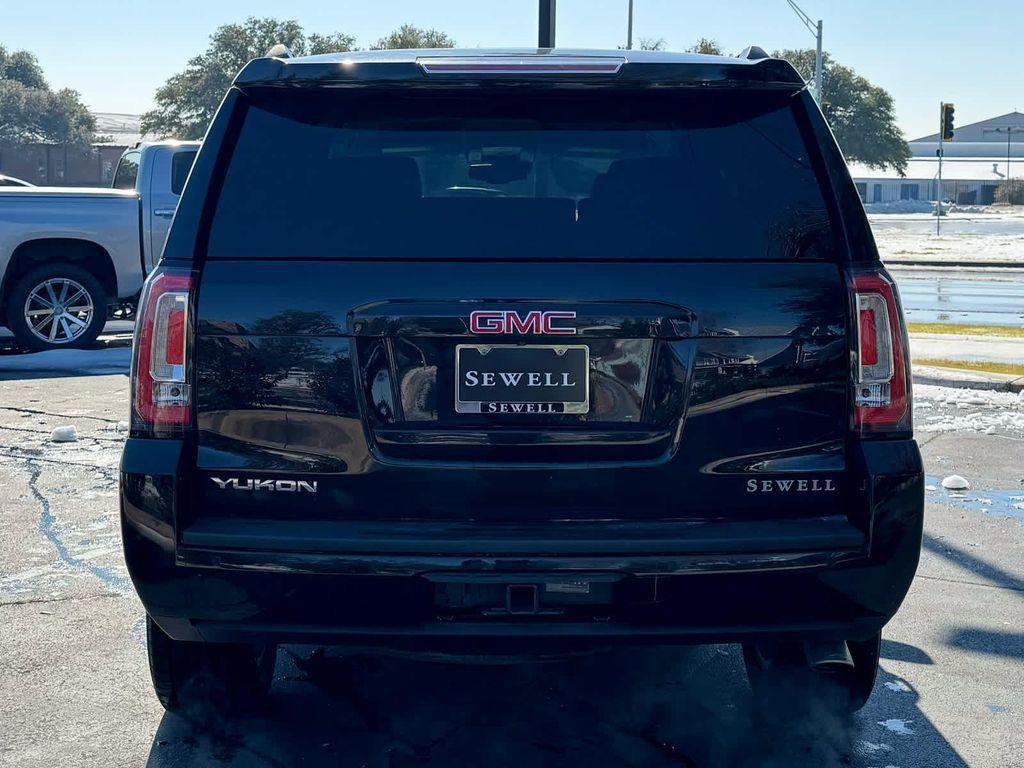 used 2020 GMC Yukon car, priced at $27,992