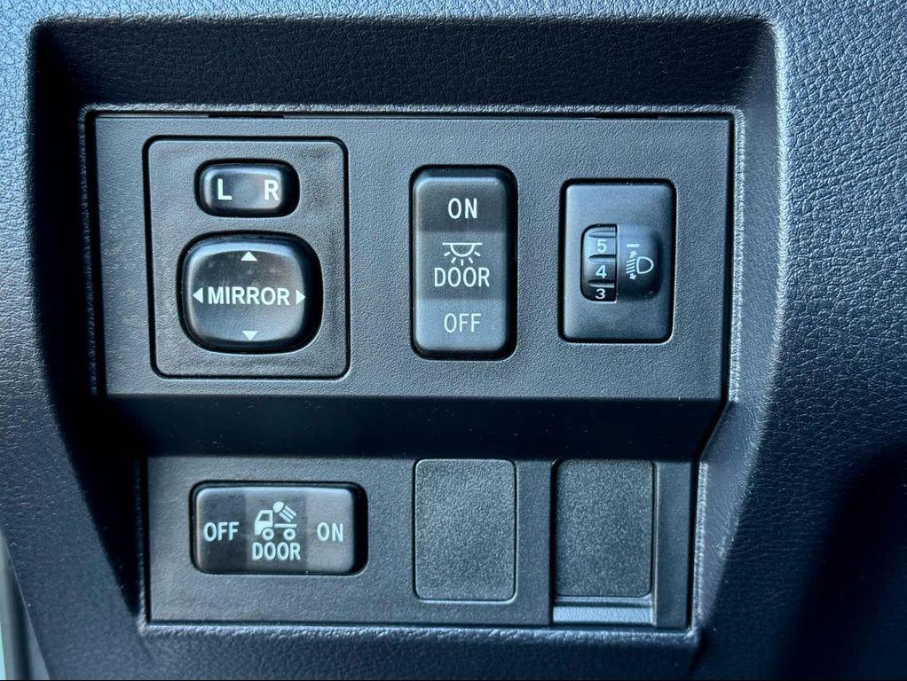 used 2017 Toyota Tundra car, priced at $29,992