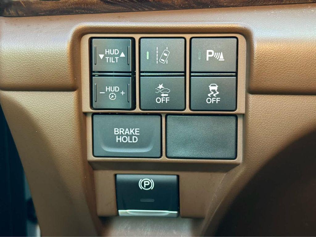 used 2020 Acura RDX car, priced at $22,991